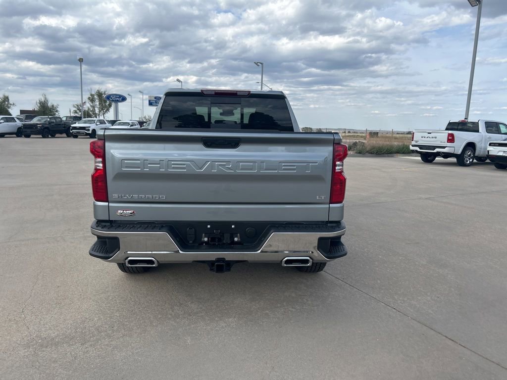 New 2026 Chevrolet Silverado 1500 LT w/ Z71 Off-Road Package AWD/4WD image 4