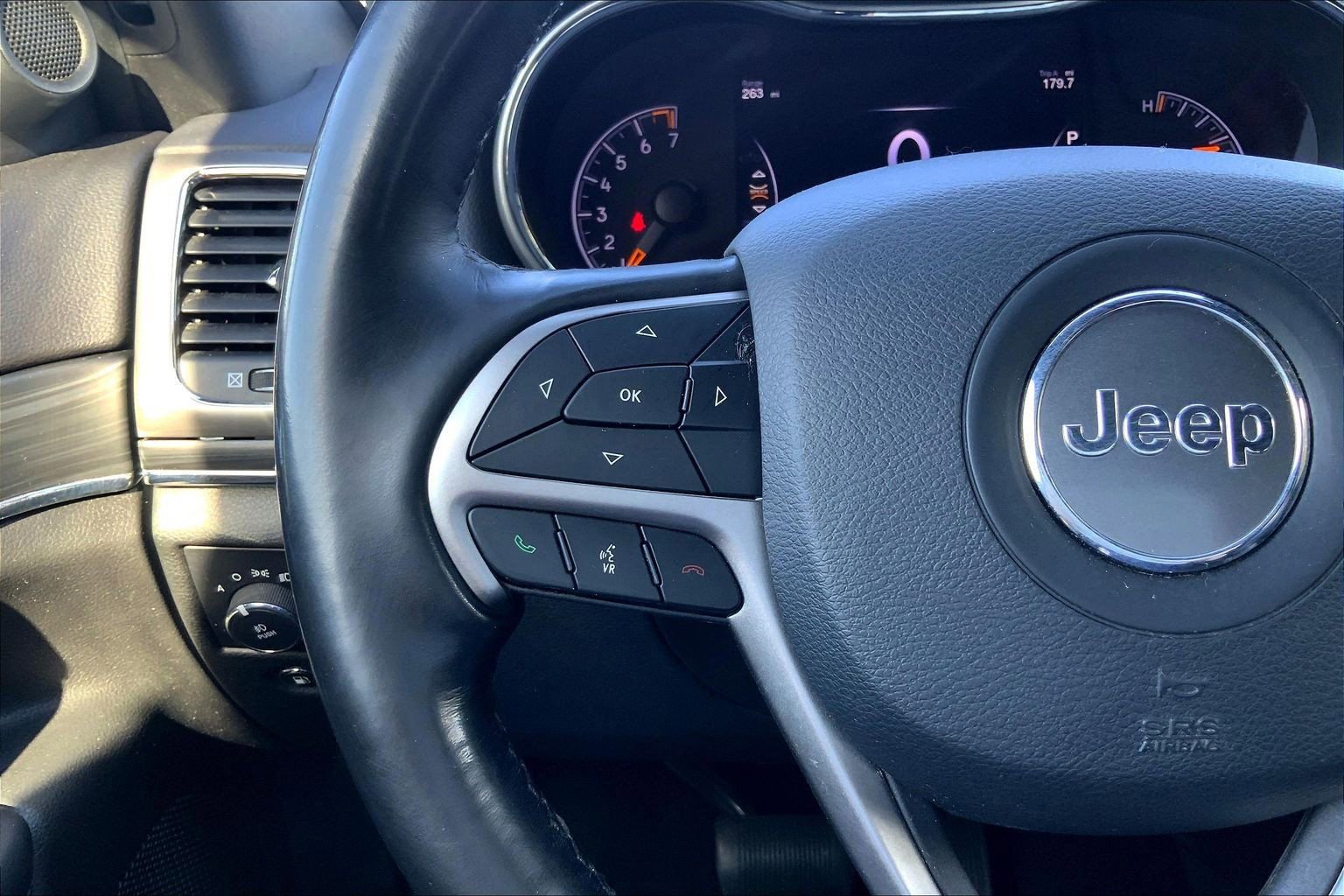 Used 2021 Jeep Grand Cherokee Limited w/ Trailer Tow Group IV image 22