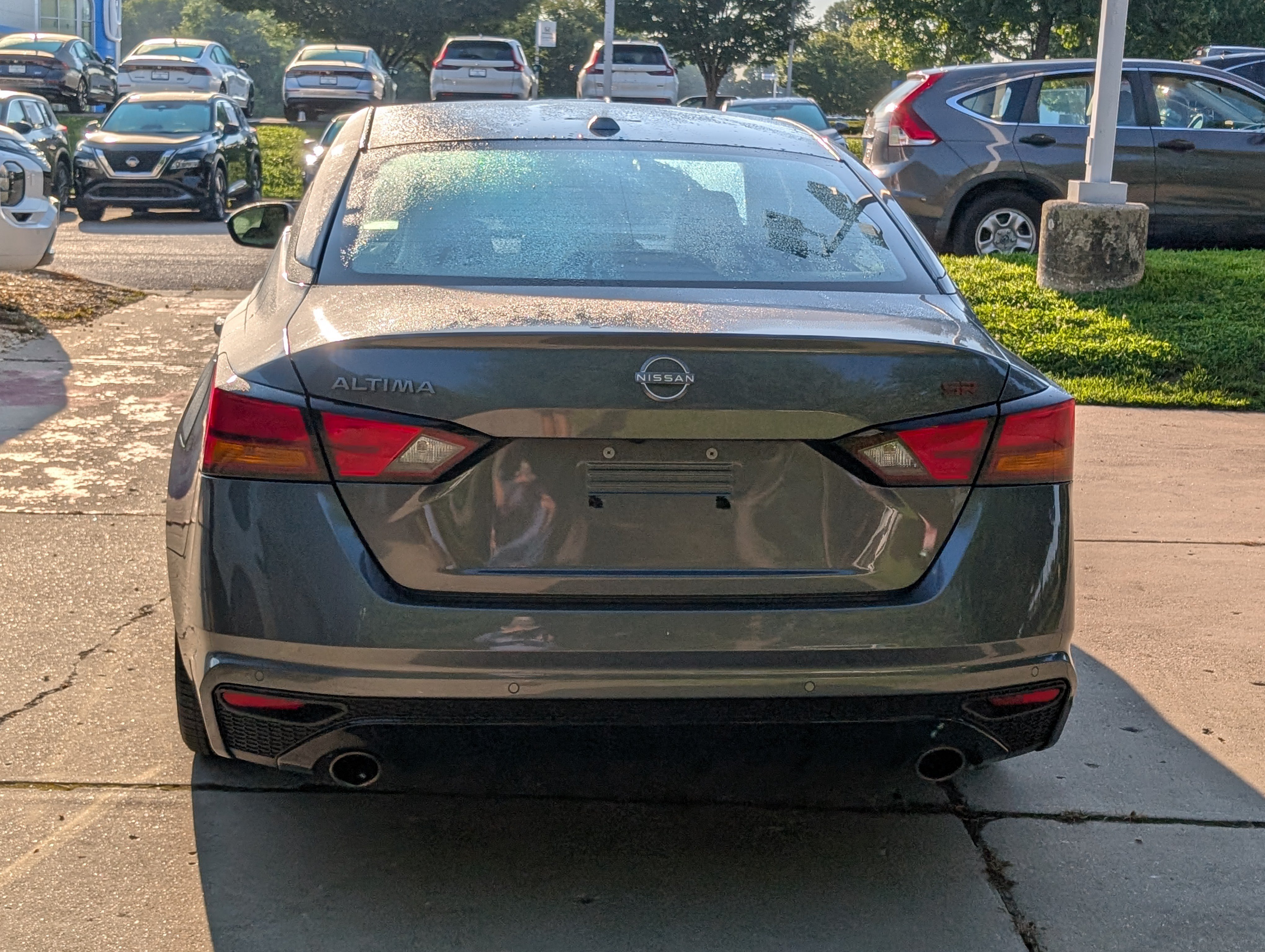 Used 2024 Nissan Altima 2.5 SR FWD image 4