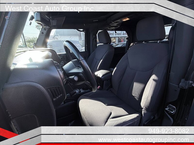Used 2013 Jeep Wrangler Sport AWD/4WD image 7