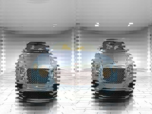 Used 2016 Bentley Continental GT image 3