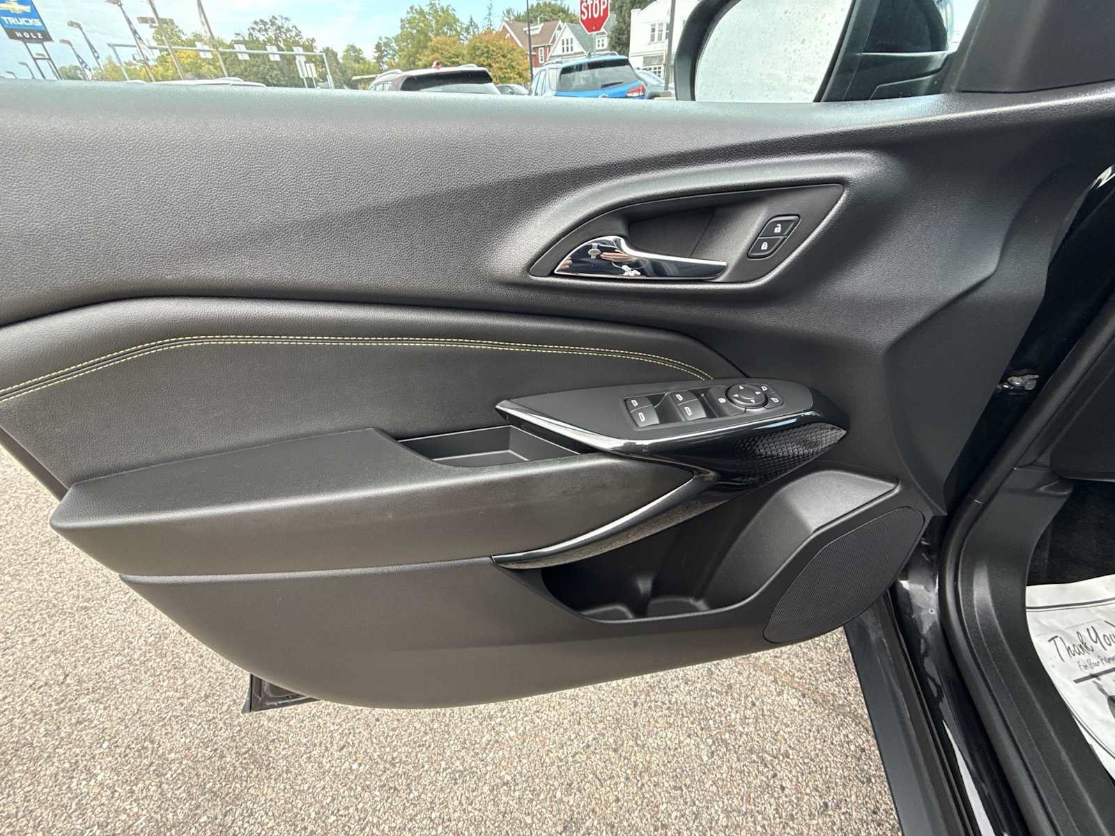 Certified 2024 Chevrolet Trax LT w/ Sunroof Package FWD image 22