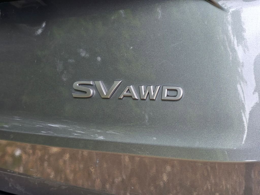 Used 2024 Nissan Rogue SV AWD/4WD image 27