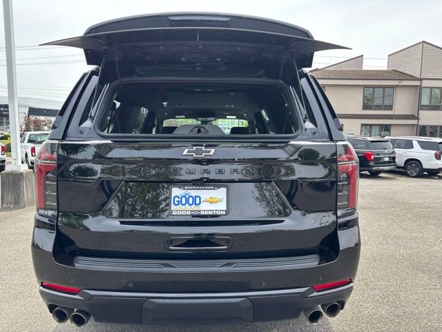 Used 2025 Chevrolet Suburban Z71 AWD/4WD image 39