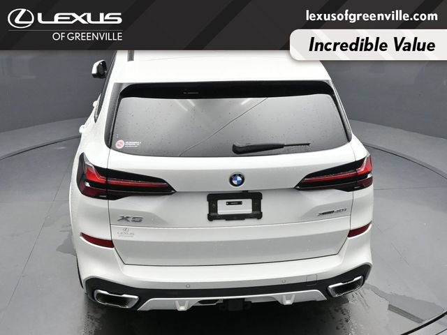 Used 2025 BMW X5 xDrive40i w/ M Sport Package AWD/4WD image 46