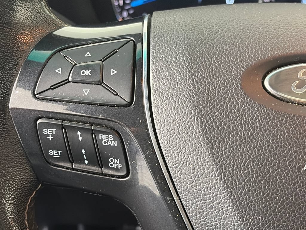 Used 2017 Ford Explorer Platinum AWD/4WD image 17