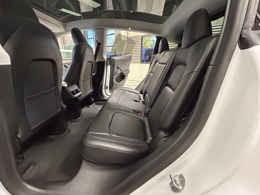 Used 2022 Tesla Model Y Performance AWD/4WD image 55