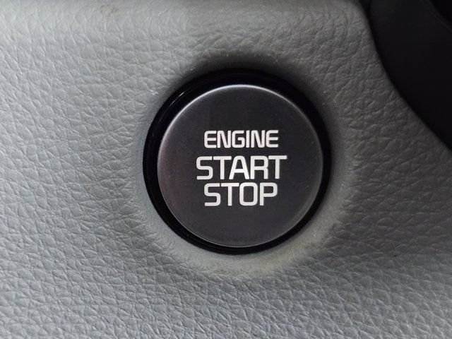 Used 2025 Kia Carnival SX FWD image 21