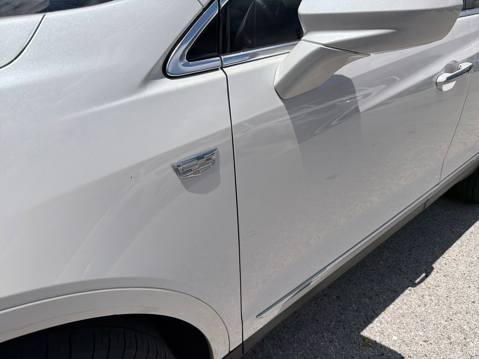 Used 2018 Cadillac XT5 Luxury w/ Driver Awareness Package FWD image 12