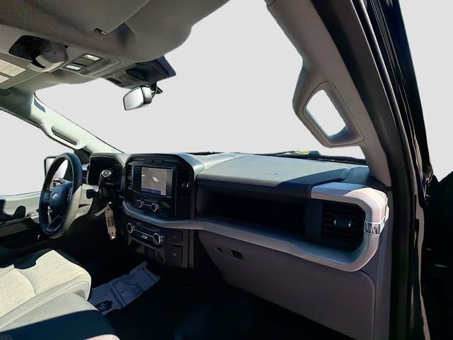 Used 2023 Ford F150 XL w/ Trailer Tow Package image 13