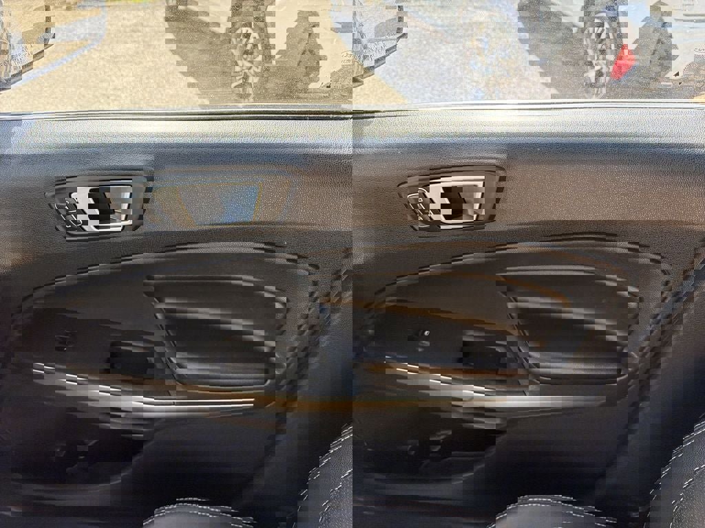 Used 2020 Ford EcoSport Titanium image 28