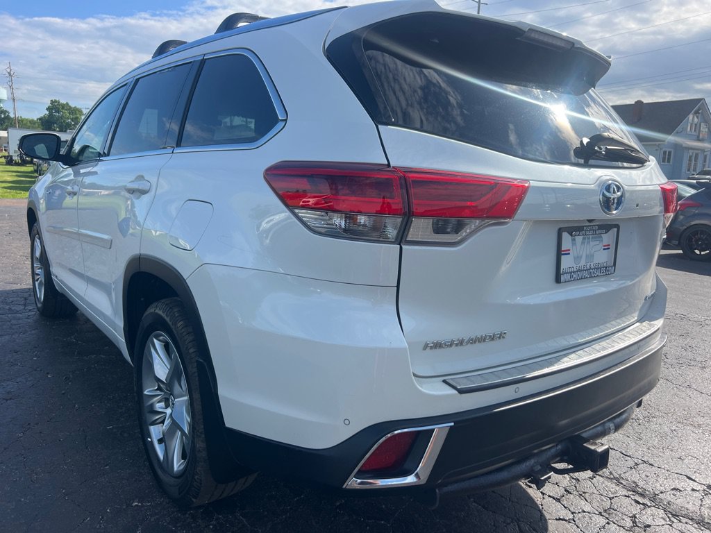 Used 2017 Toyota Highlander Limited AWD/4WD image 5