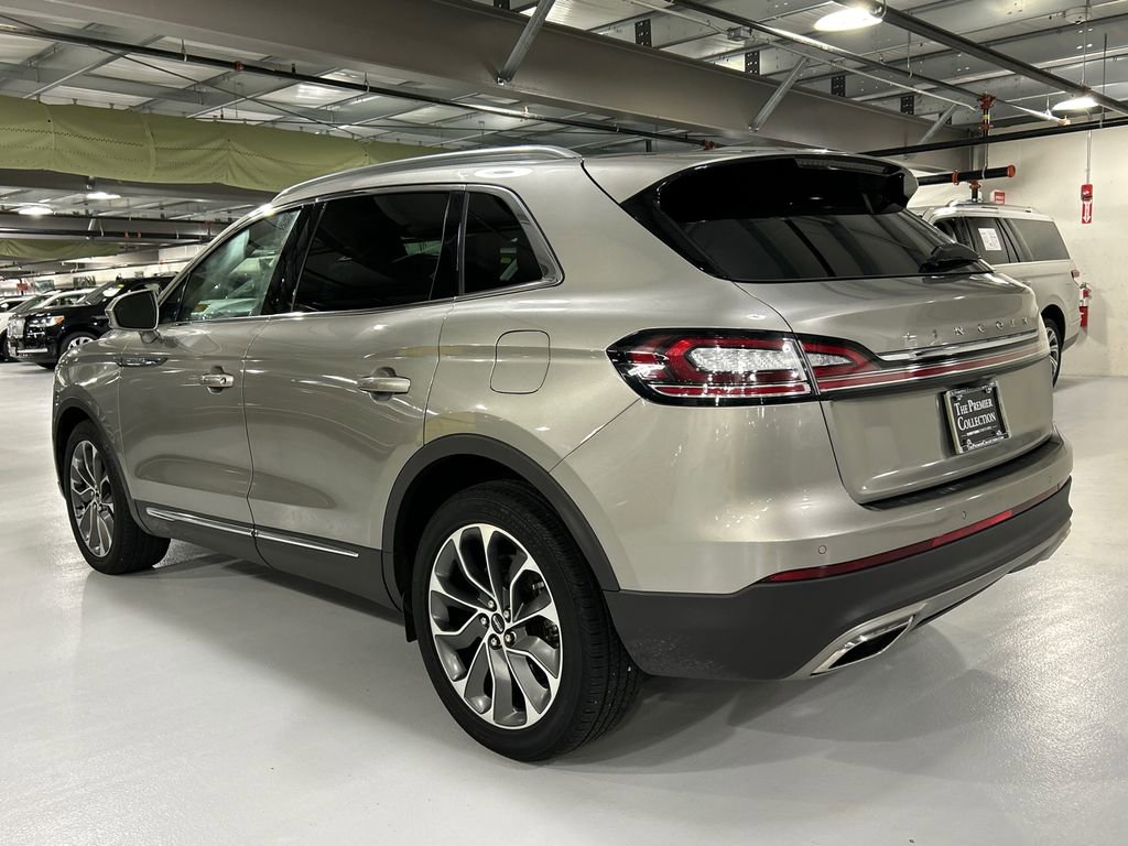 Used 2023 Lincoln Nautilus Reserve AWD/4WD image 4