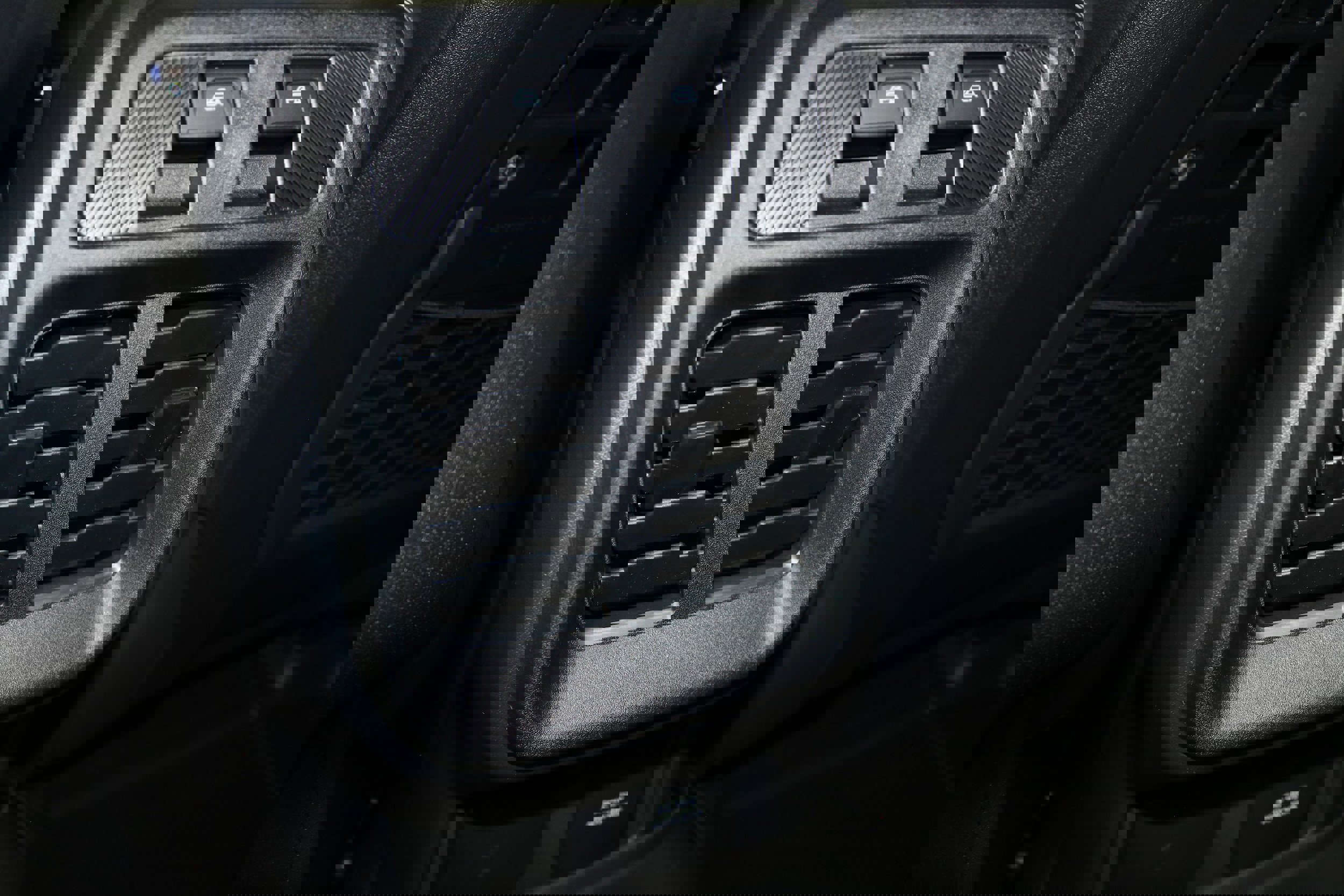 New 2025 Ford Bronco Badlands image 28