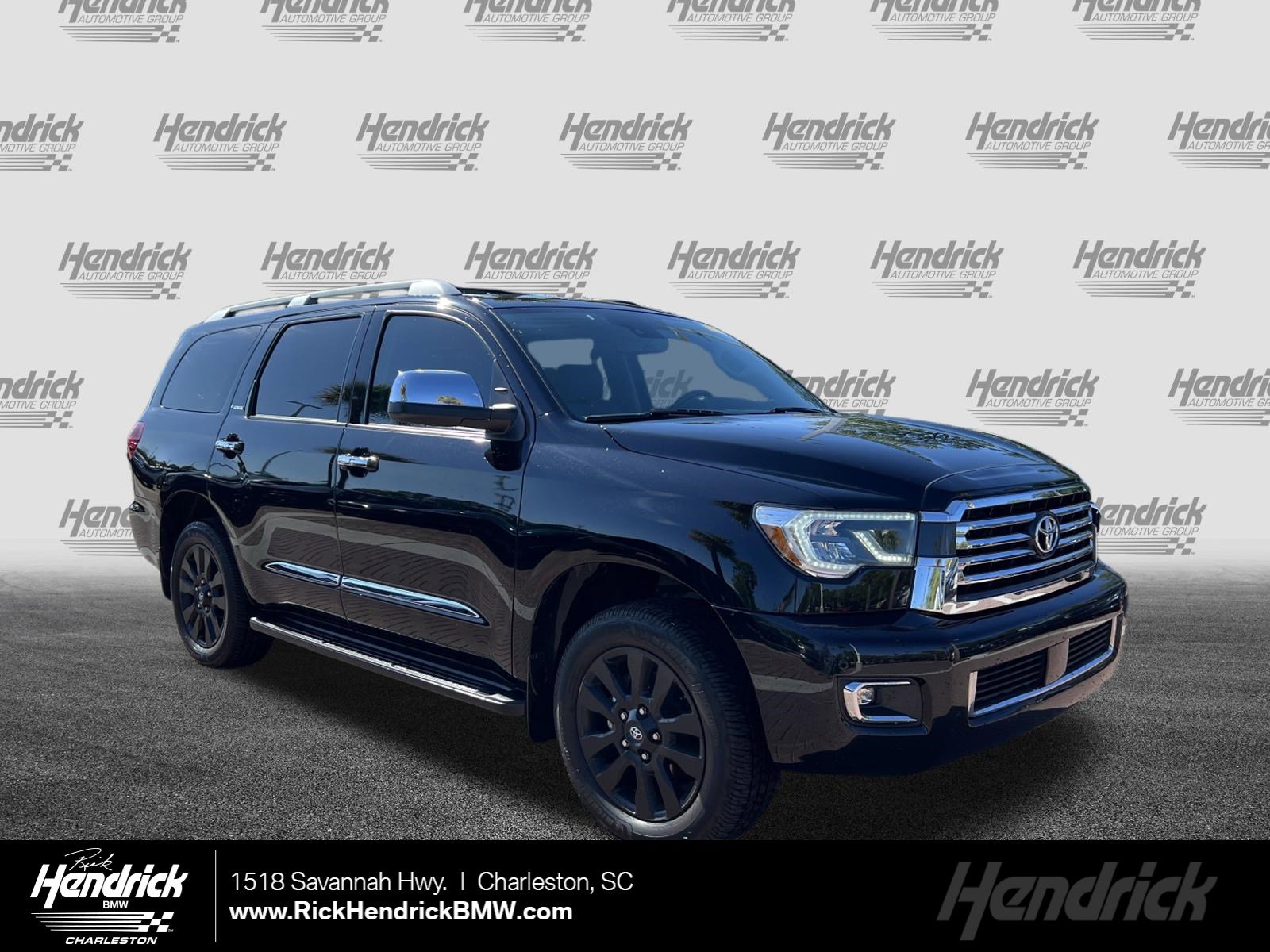 Used 2021 Toyota Sequoia Platinum AWD/4WD image 1