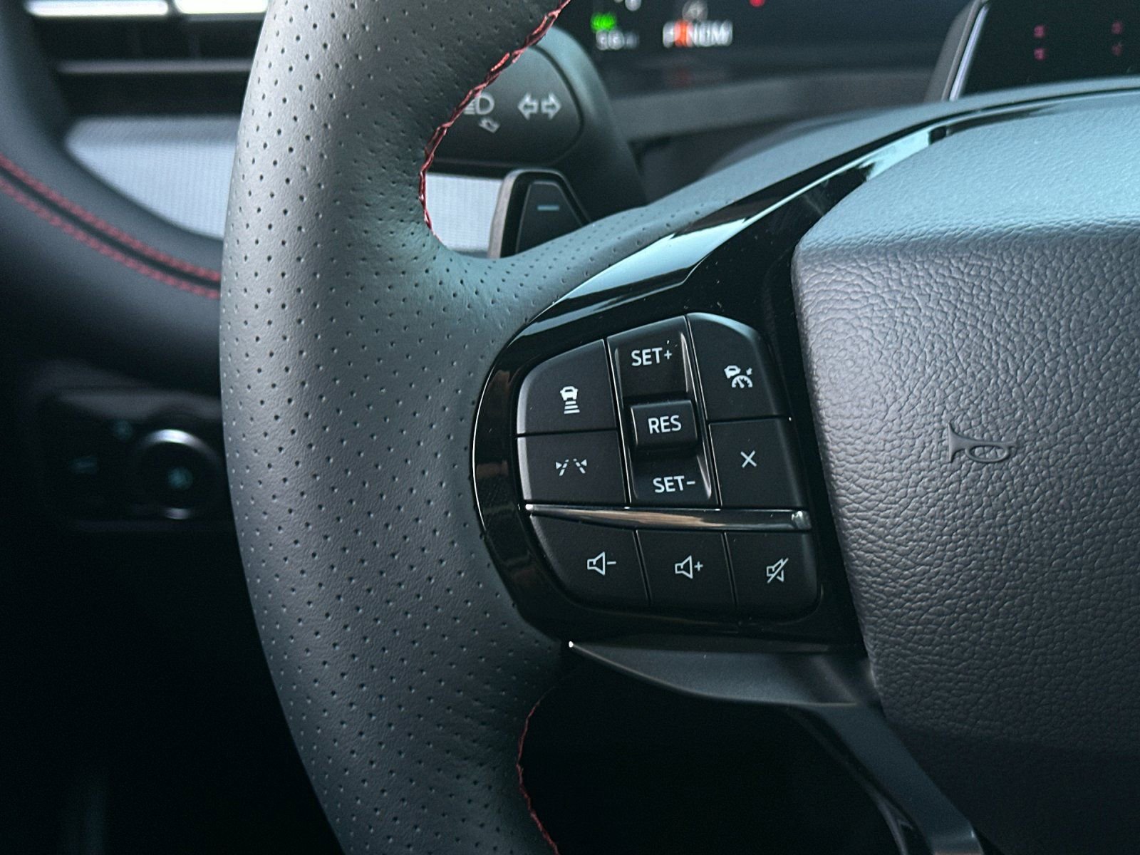 New 2026 Ford Explorer ST w/ Sun And Sound Package image 30