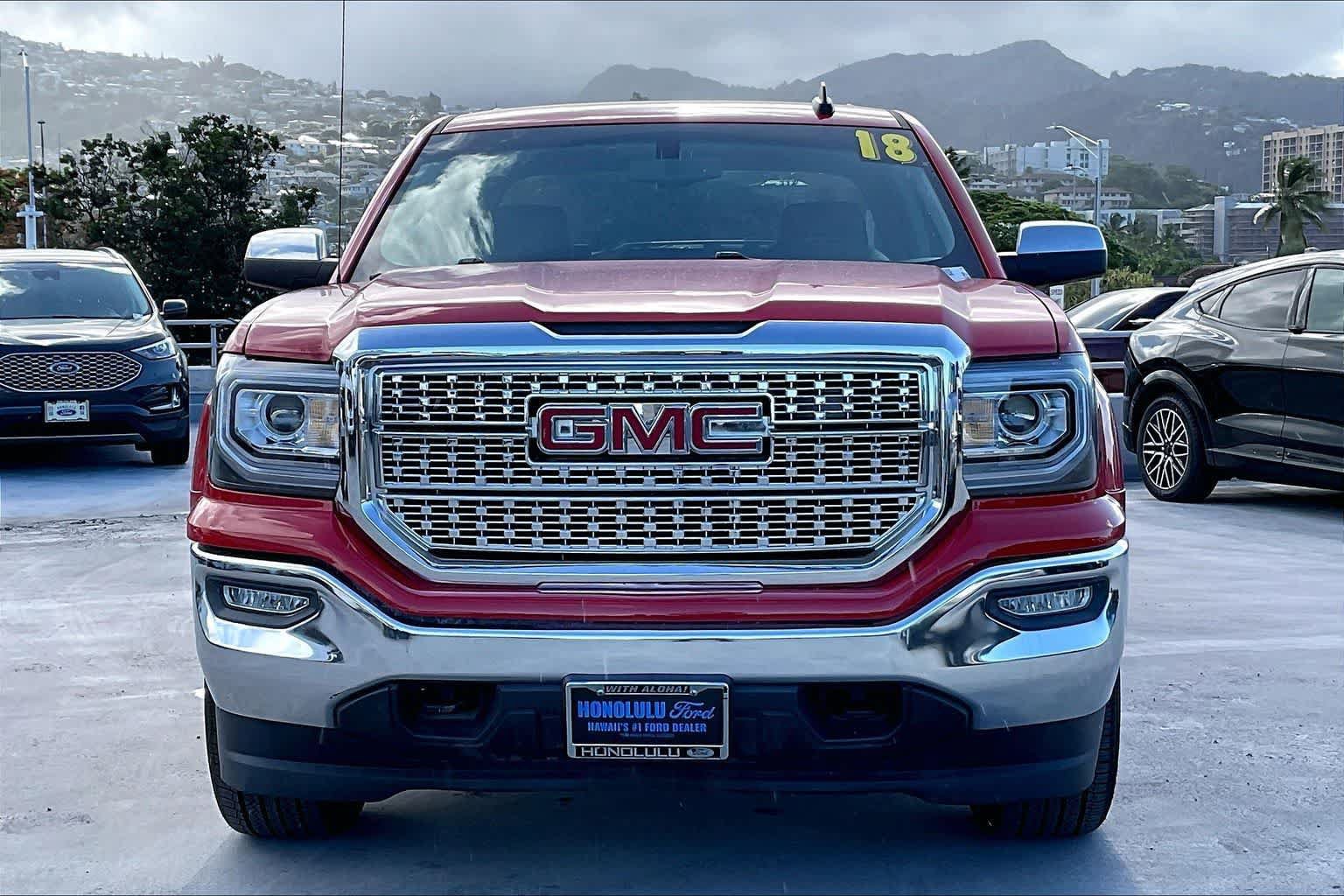 Used 2018 GMC Sierra 1500 SLT w/ SLT Premium Package AWD/4WD image 6