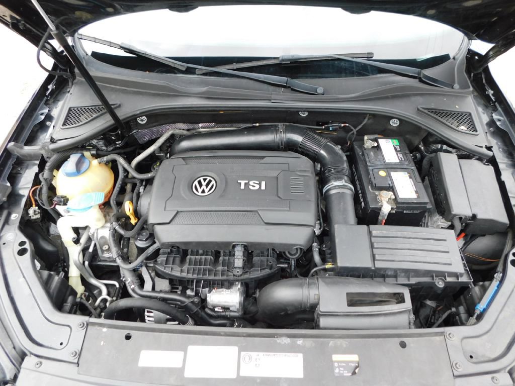 Used 2016 Volkswagen Passat 1.8T SE w/ Lighting Package (P06) image 14