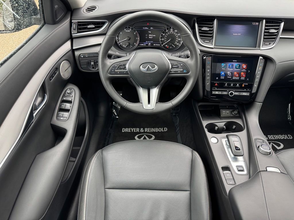 Used 2023 INFINITI QX50 Luxe image 18