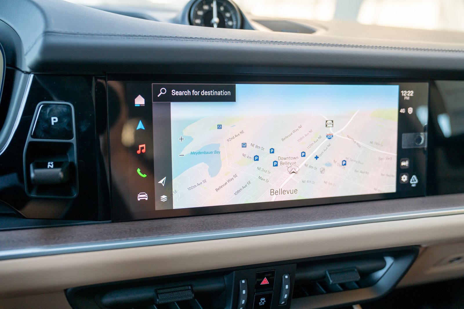 Certified 2025 Porsche Cayenne E-Hybrid Coupe AWD/4WD image 16