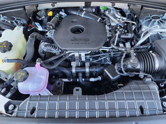 New 2026 Jeep Grand Cherokee Altitude AWD/4WD image 22