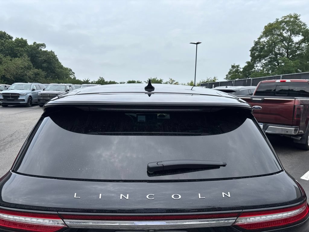 Used 2023 Lincoln Corsair AWD image 5