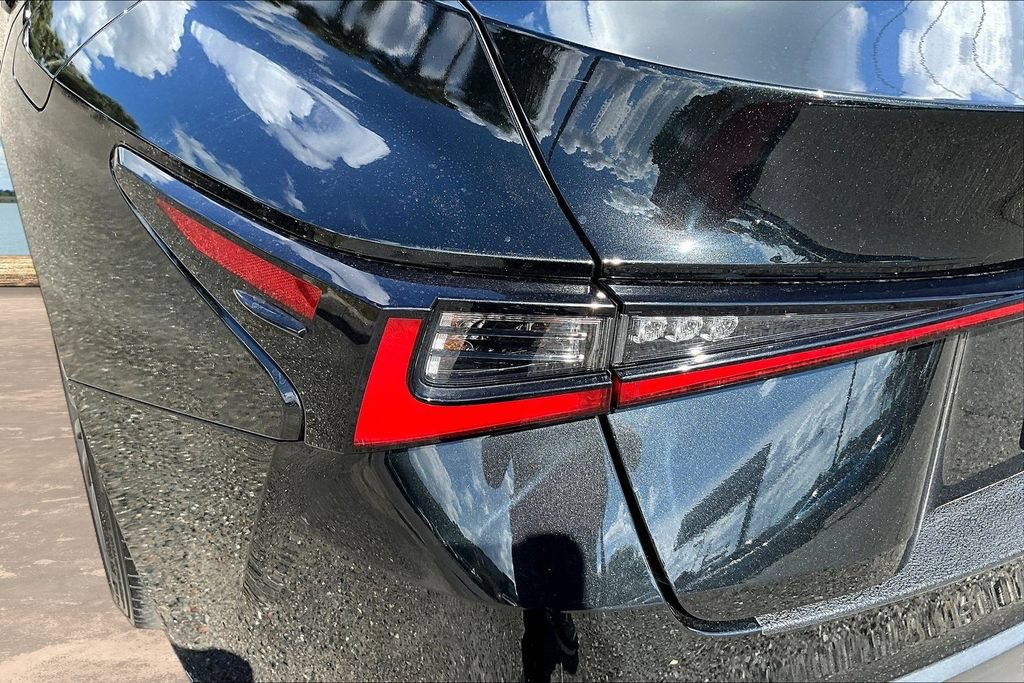 Used 2022 Lexus IS 300 AWD w/ Premium Package image 23