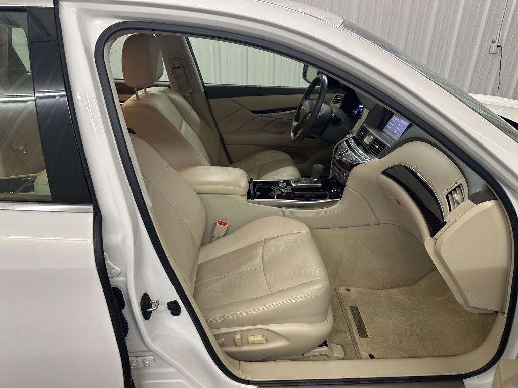 Used 2015 INFINITI Q70 L 3.7 image 38