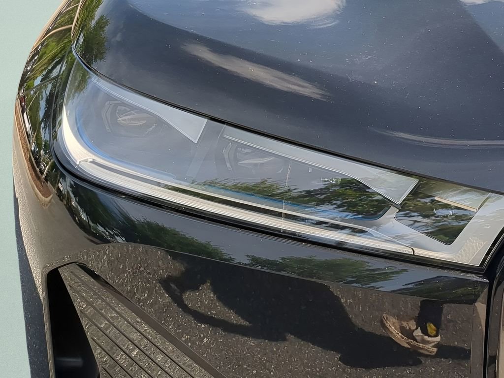 New 2025 BMW iX M60 image 10