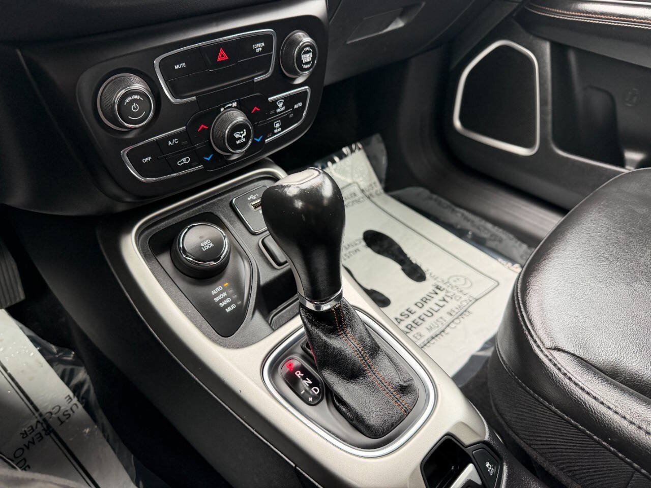 Used 2019 Jeep Compass Latitude AWD/4WD image 50