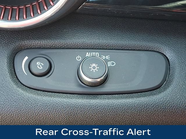Used 2025 Chevrolet Trax RS w/ Driver Confidence Package FWD image 9