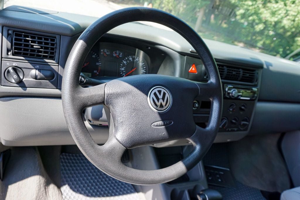 Used 2000 Volkswagen Eurovan Camper FWD image 58