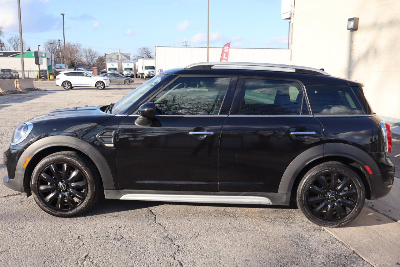 Used 2019 MINI Cooper Countryman FWD image 3