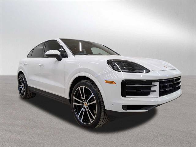 Used 2024 Porsche Cayenne Coupe image 7