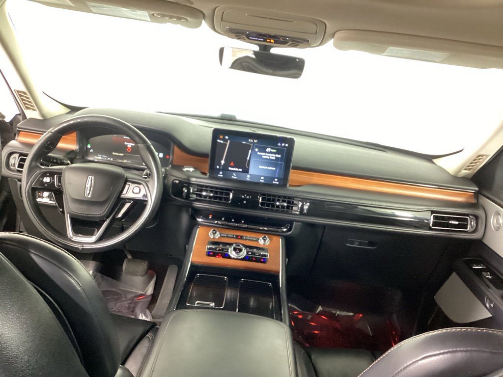 Used 2020 Lincoln Aviator Reserve w/ Equipment Group 201A image 24