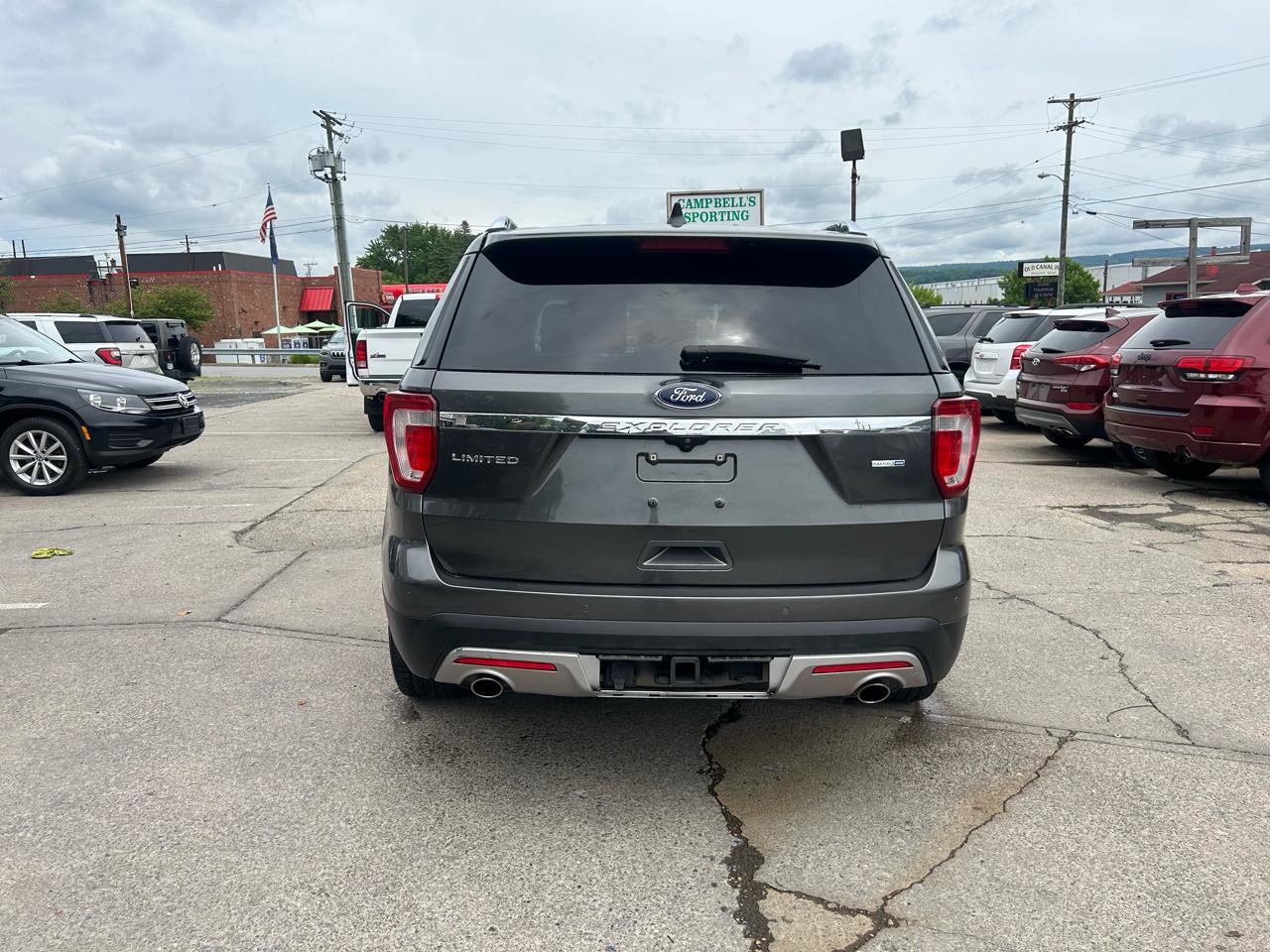 Used 2016 Ford Explorer Limited w/ Equipment Group 301A AWD/4WD image 6