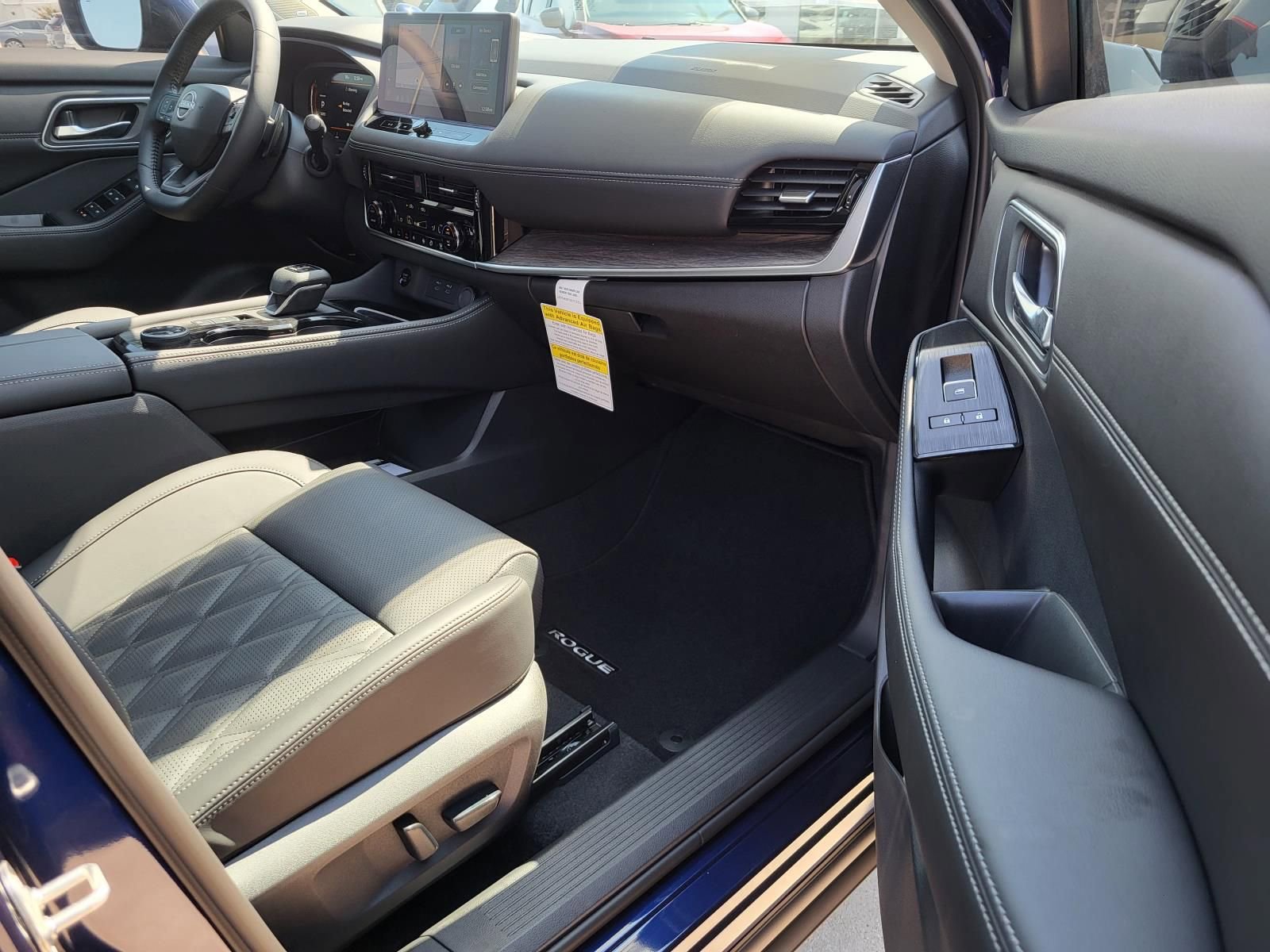 New 2026 Nissan Rogue Platinum image 11