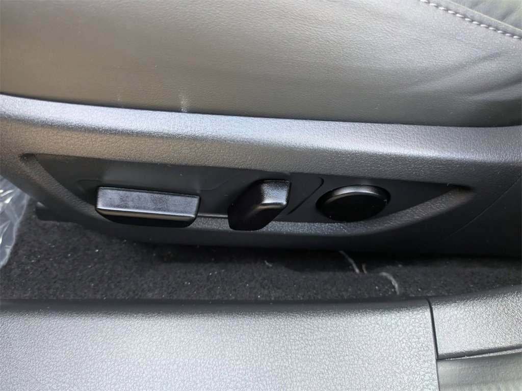 Used 2025 MAZDA CX-30 AWD 2.5 S w/ Preferred Package image 14