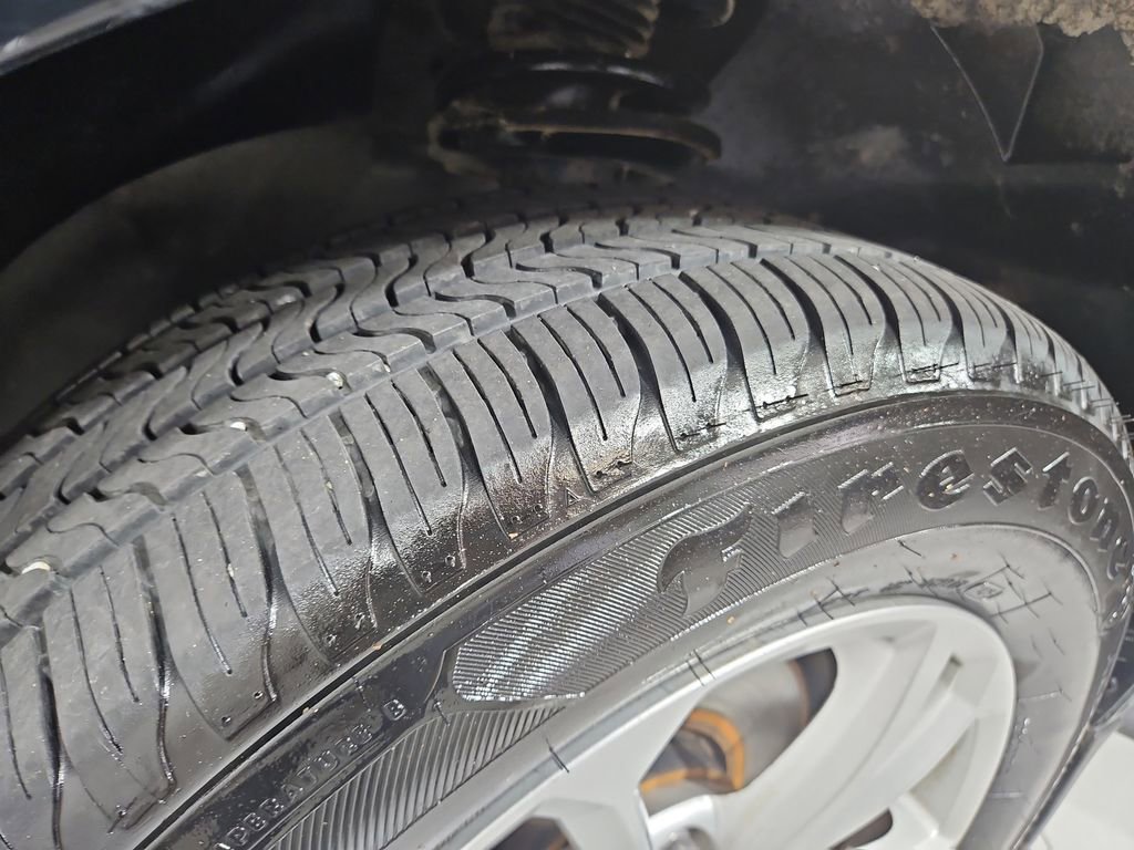 Used 2016 Chevrolet Equinox LT w/ Convenience Package image 27