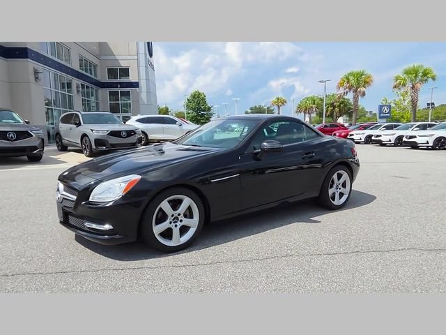 Used 2015 Mercedes-Benz SLK 250 w/ Premium Package image 34