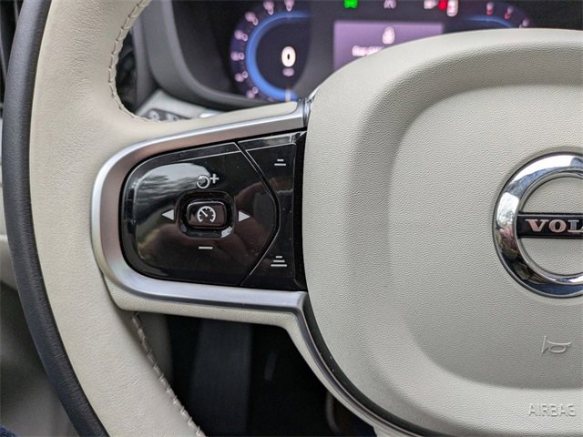 New 2025 Volvo XC60 B5 Plus w/ Climate Package image 25