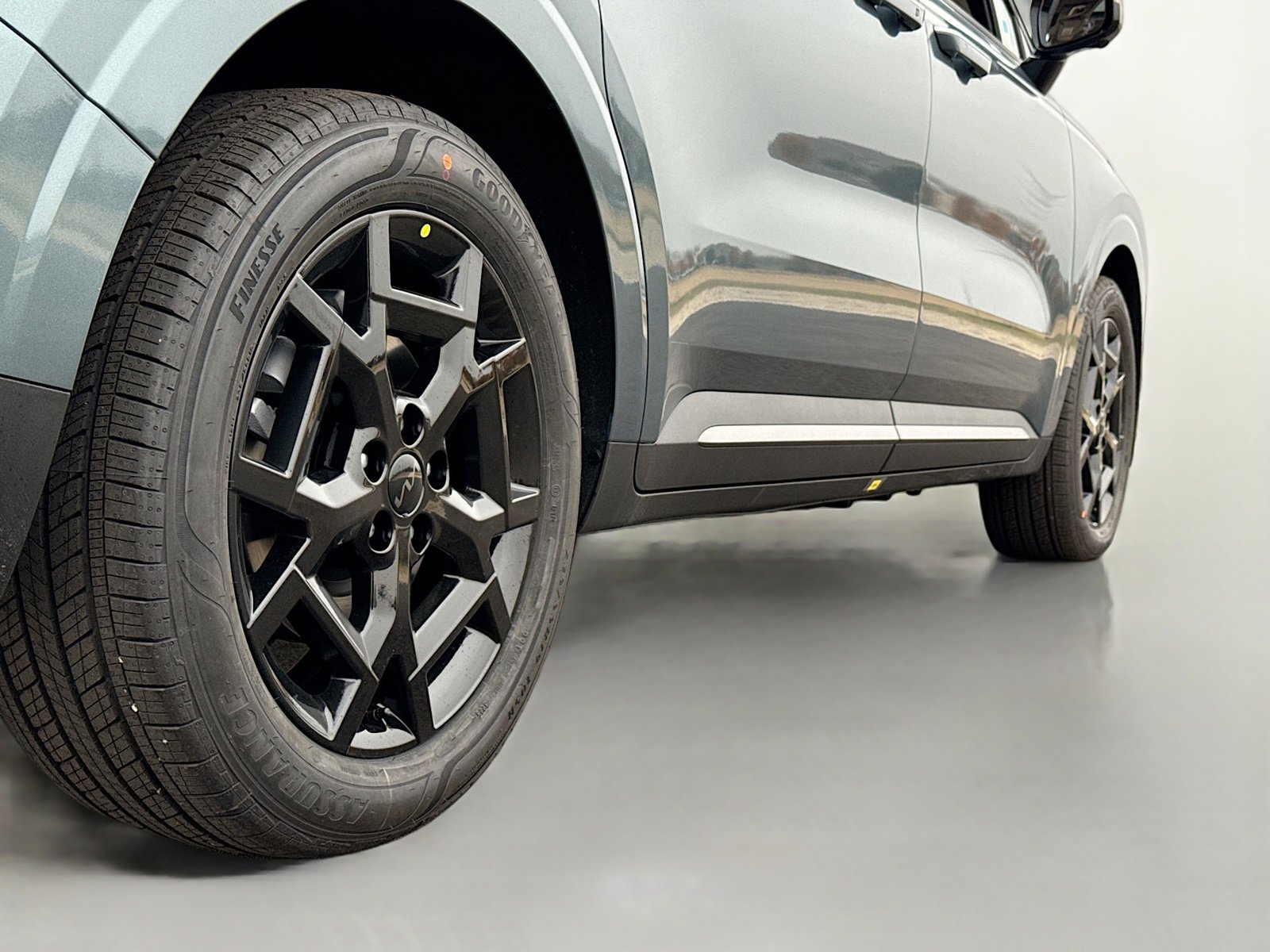 New 2026 Kia Carnival SX w/ SX Dark Edition Package image 13