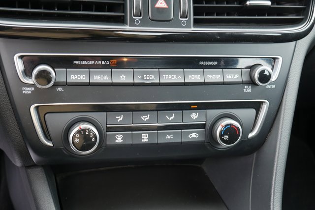 Used 2020 Kia Optima LX image 19