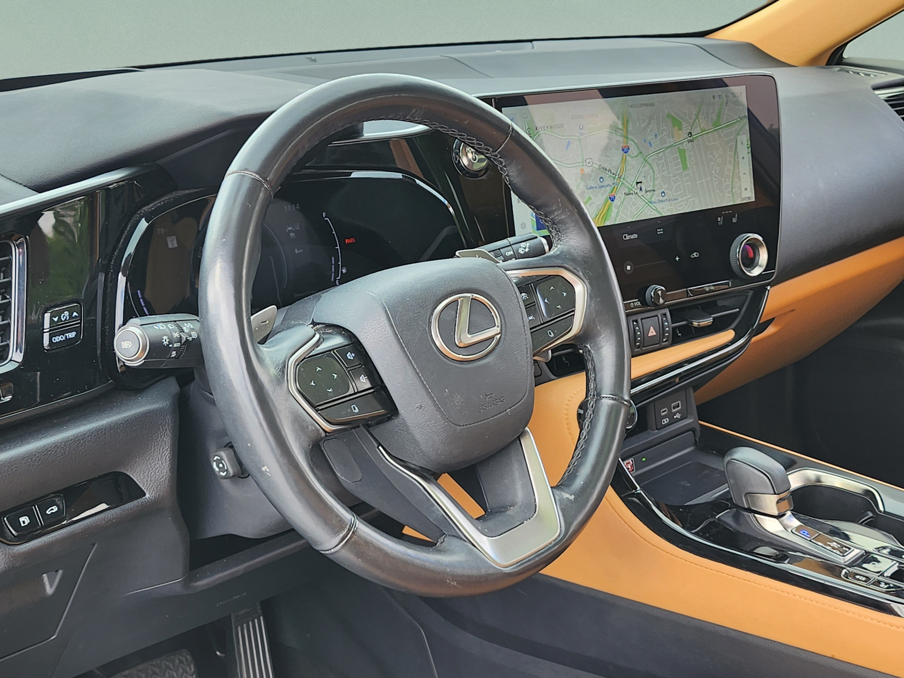 Used 2024 Lexus NX 350h AWD w/ Vision Package image 10
