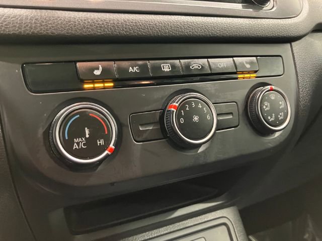 Used 2017 Volkswagen Tiguan Wolfsburg Edition image 28