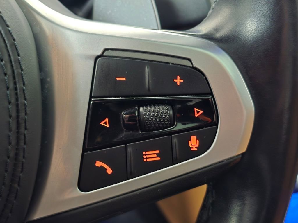 Used 2021 BMW M550i xDrive w/ Executive Package image 38