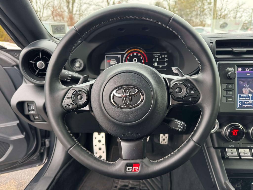 Used 2022 Toyota GR86 Premium image 18