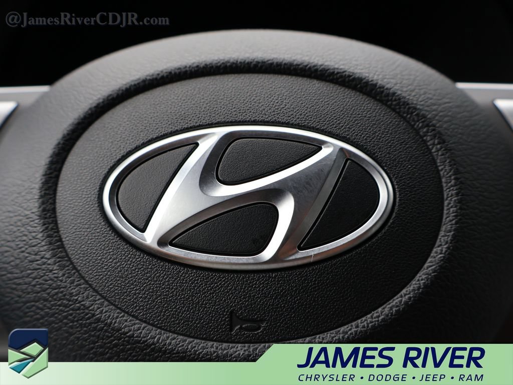 Used 2025 Hyundai Palisade SEL FWD image 28