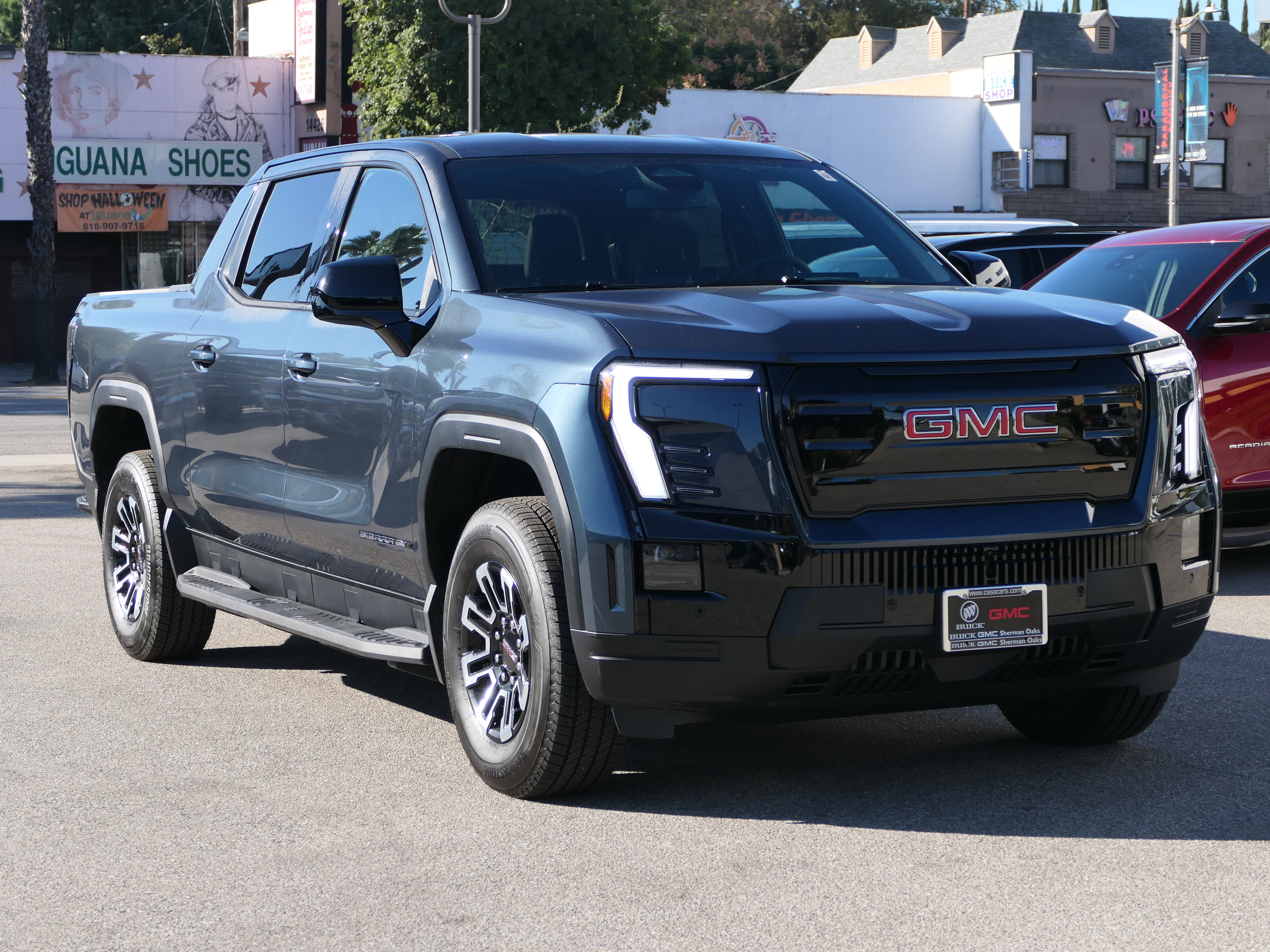 New 2026 GMC Sierra EV Elevation image 7