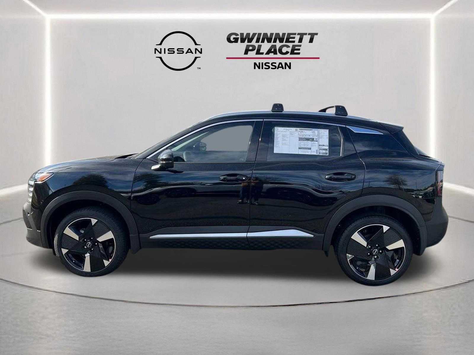 New 2026 Nissan Kicks SR image 8